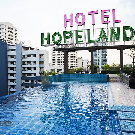 Hope Land Hotel Sukhumvit 8 Banguecoque Exterior foto
